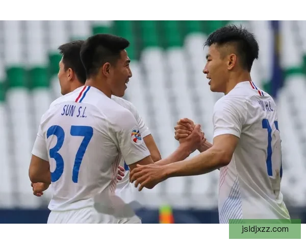 亚冠小组赛焦点对决珀斯光荣迎战上海球队实力博弈前瞻谁主沉浮一触即发