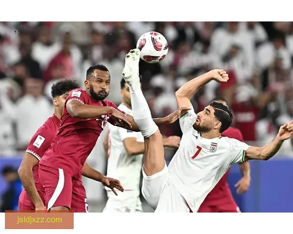 卡塔尔与中国足球对决分析：两队战术特点与实力差距解析